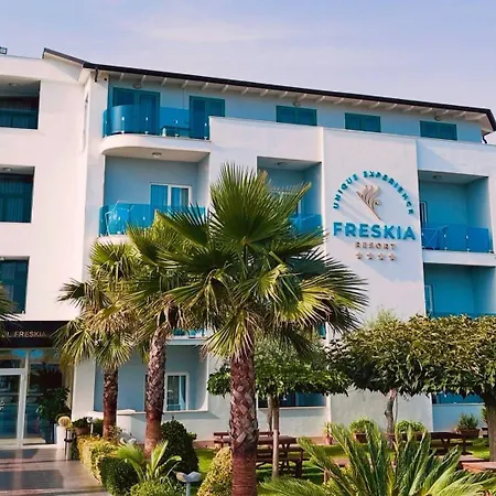 Freskia 4*